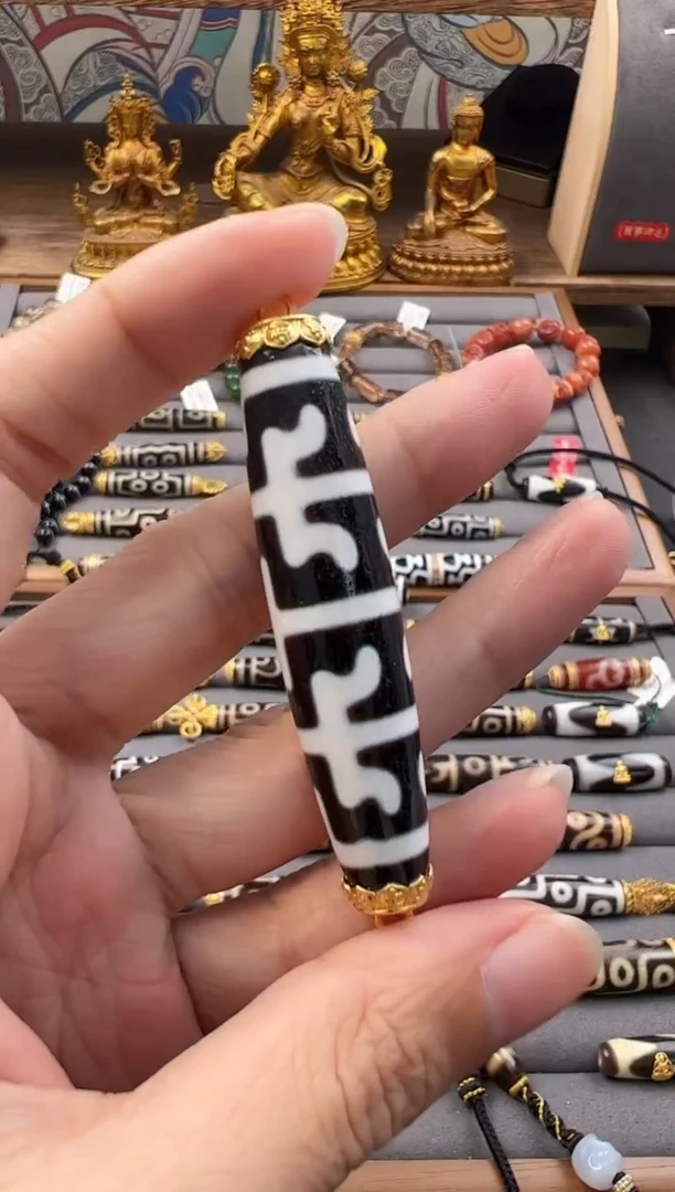 【闪购商品】玛瑙挂件18K金镶嵌吊坠