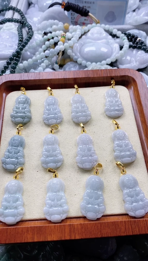 翡翠未镶嵌颈饰缅甸A货翡翠BGY