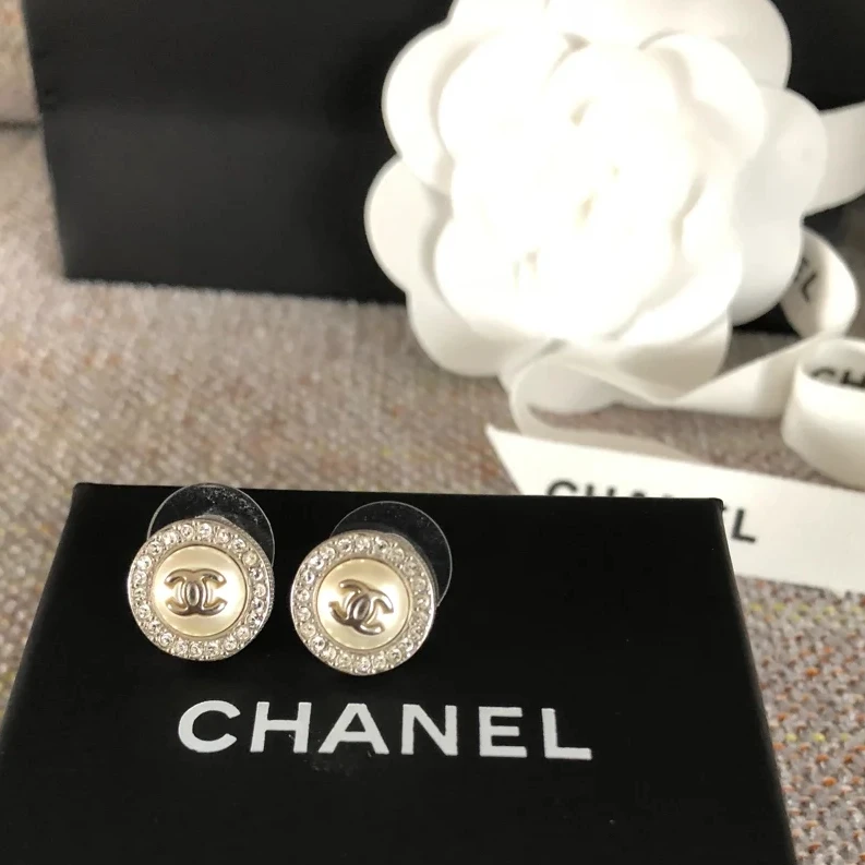 99新 Chanel/香奈儿 圆盘单珍珠耳钉0082/香选