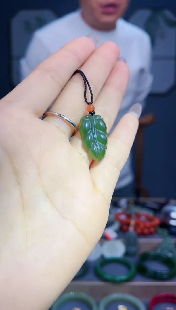 【闪购商品】和田玉颈饰未镶嵌AA多样性发货 拍一发一