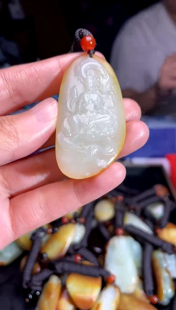 和田玉未镶嵌挂件1