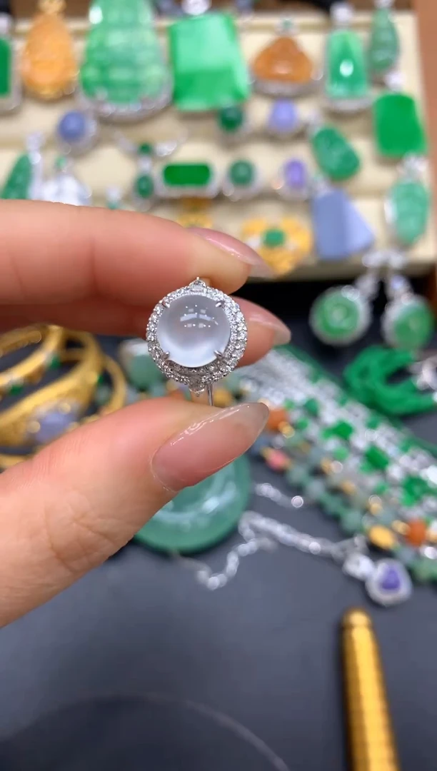 【闪购商品】翡翠戒指18K金镶嵌602-中国好珍宝