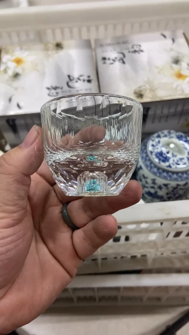 杯无运费险有瑕疵的摄影的产品有使用过的痕迹有点脏介意勿拍