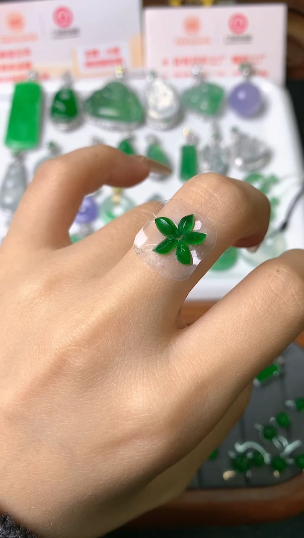 【闪购商品】定制翡翠未镶嵌裸石（镶嵌定制）