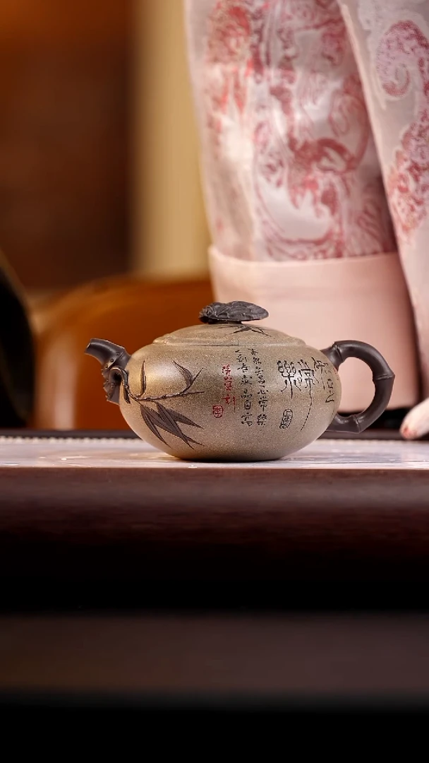 茶壶紫砂蟹壳青知足常乐260cc