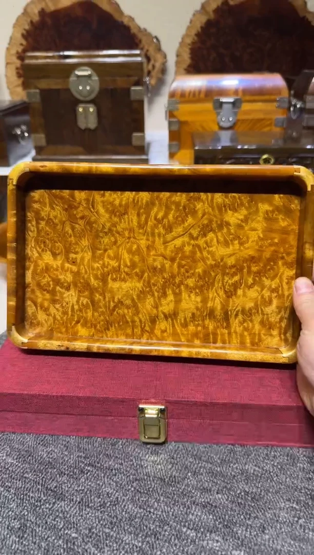 帝王之木：满留疤文承盘 长27宽17高3cm