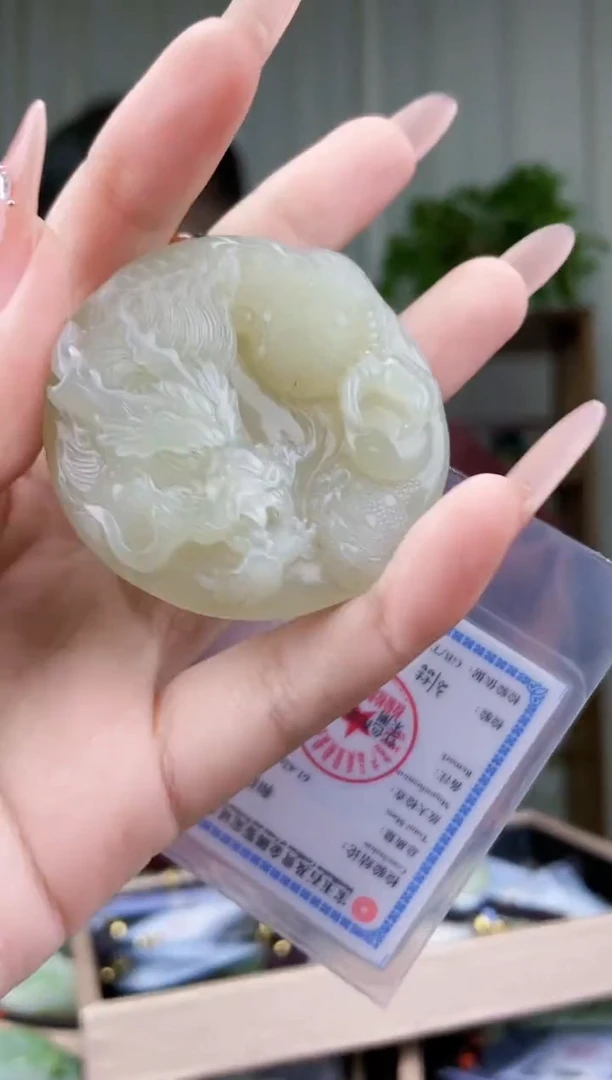 和田玉未镶嵌挂件拍一发一，多样性发货！
