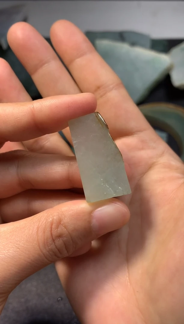 【闪购商品】翡翠颈饰未镶嵌料子