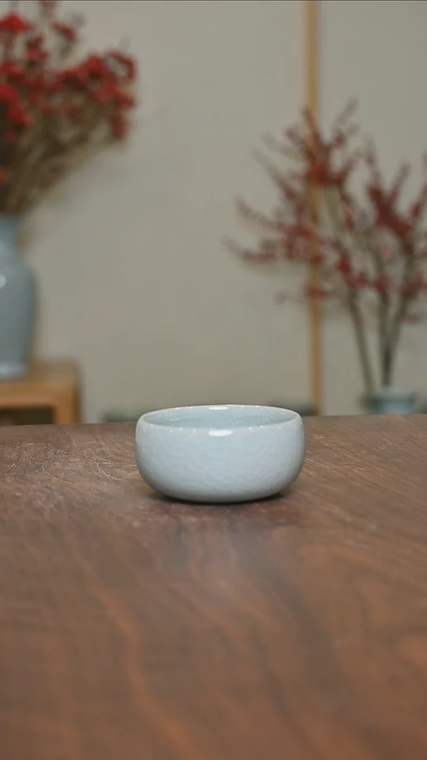 【闪购商品】其他微瑕粉青釉朱家汝窑款圆钵杯70毫升