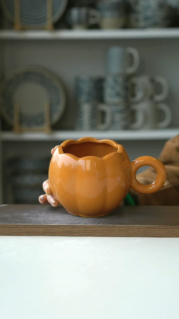 陶出荷兰hema焦糖南瓜马克杯520ml@4-2@微瑕