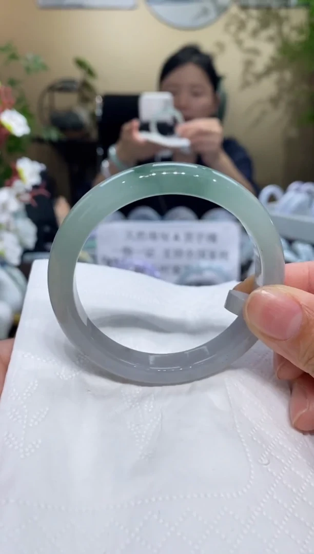翡翠手镯未镶嵌翡翠53.5