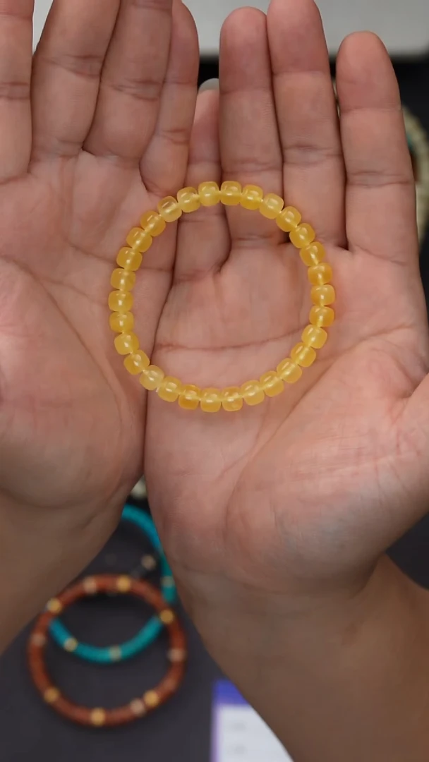 未镶嵌蜜蜡裸石?****?蜜蜡手串