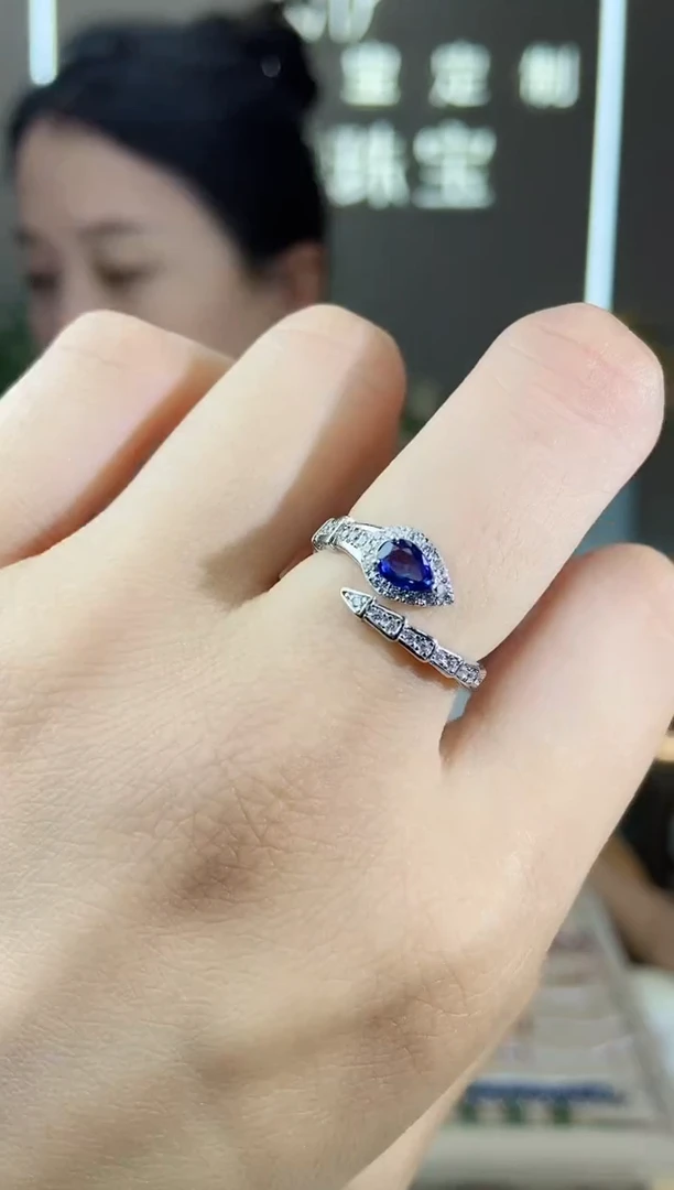 【闪购商品】蓝宝石手饰银S925镶嵌手饰