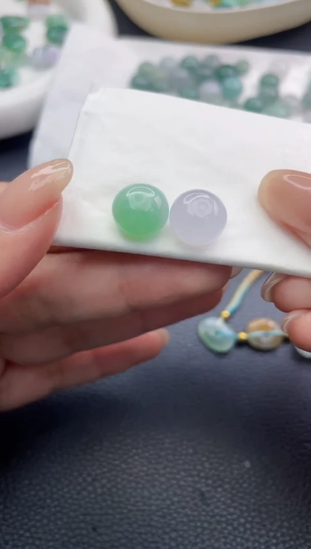 未镶嵌定制翡翠子*8452