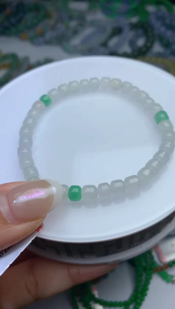 未镶嵌定制翡翠毛货