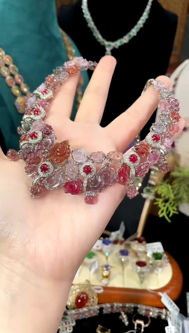 银S925镶嵌颈饰尖晶石项链