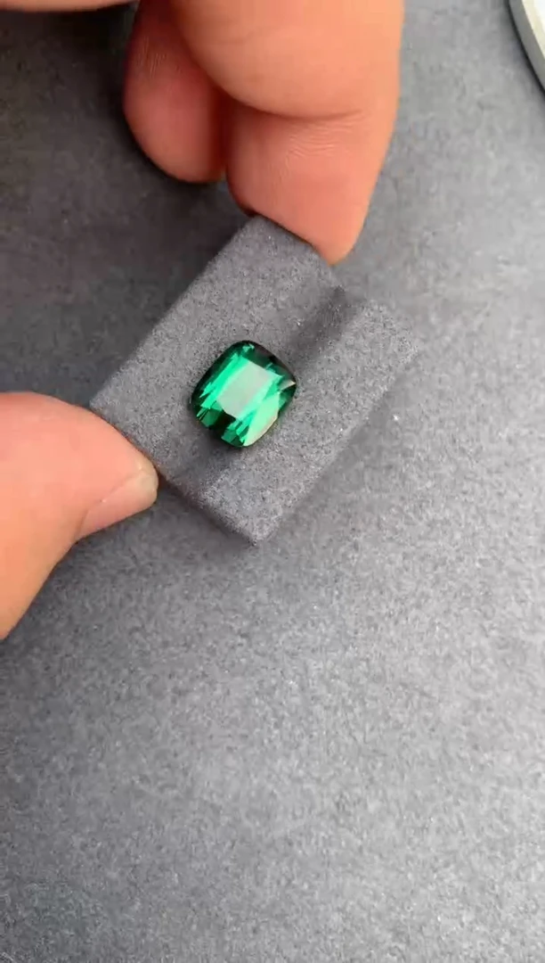 【闪购商品】碧玺裸石未镶嵌4.9ct绿碧玺