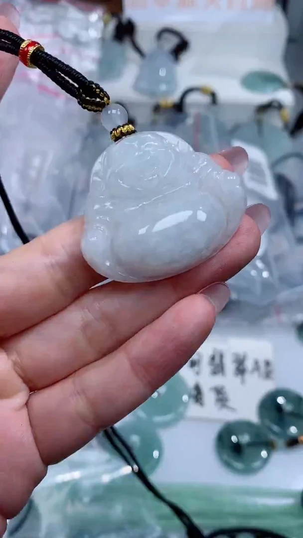 颈饰未镶嵌翡翠吊坠