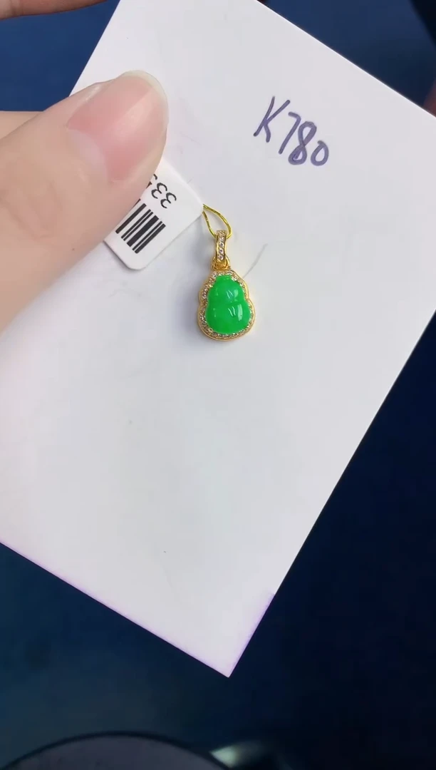 颈饰未镶嵌翡翠天然翡翠缅甸A货