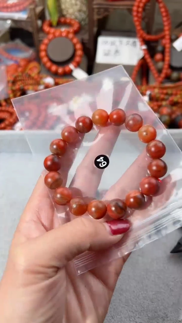 【闪购商品】南红玛瑙手串未镶嵌12+