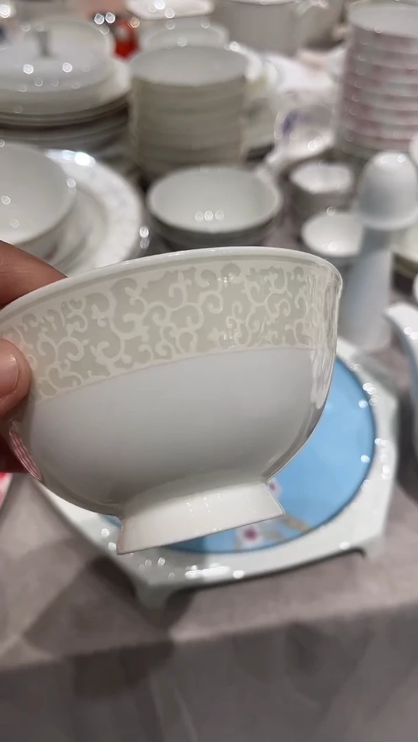 瓷西伦比亚6个隆达4.75英寸碗