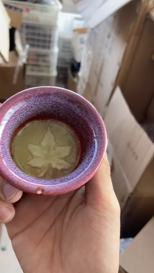 无运费险有瑕疵的摄影的产品有使用过的痕迹有点脏介意勿拍