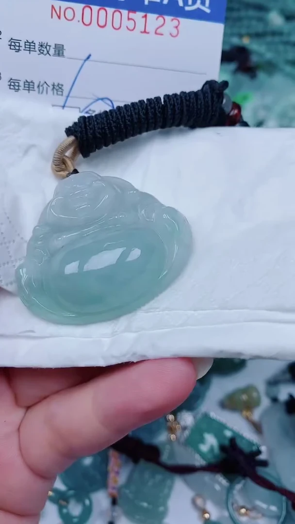 翡翠未镶嵌颈饰00005123