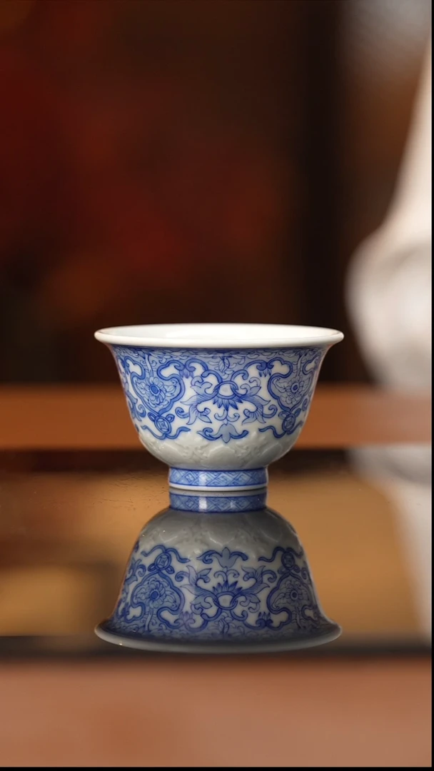 杯看山柴窑青花如意