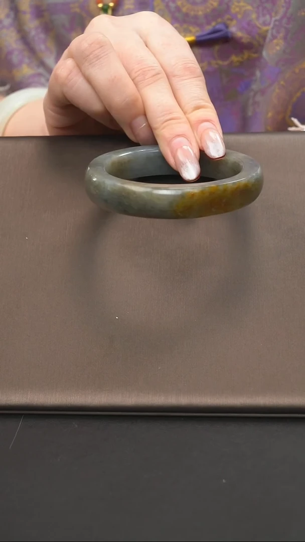 【闪购商品】和田玉手镯未镶嵌和田玉 手镯 未镶嵌