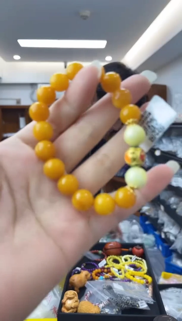 【闪购商品】蜜蜡裸石未镶嵌多样性一件发货