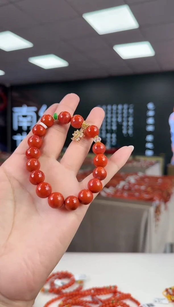 未镶嵌珠串南红玛瑙多样发其一/11/25129630199