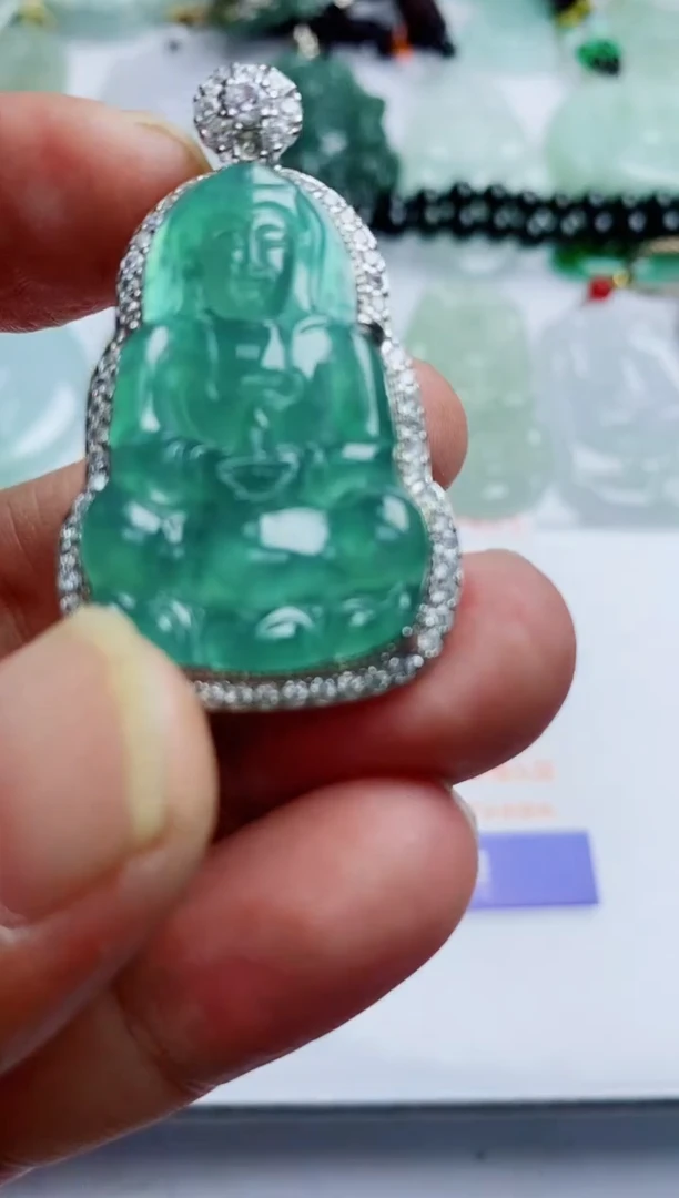 【闪购商品】翡翠吊坠(不含链)未镶嵌1