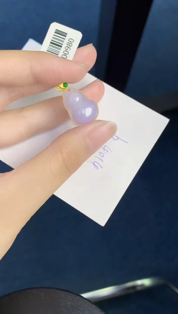 翡翠18K金镶嵌颈饰天然翡翠緬甸A貨