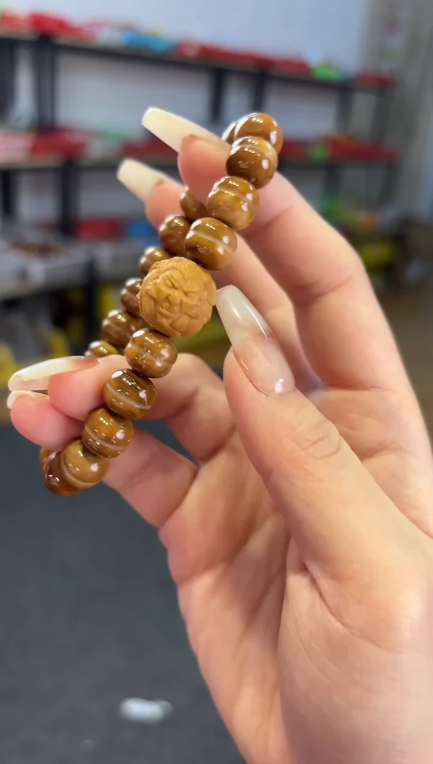 【闪购商品】库克吊坠 1.0库克汉堡哪吒设计款