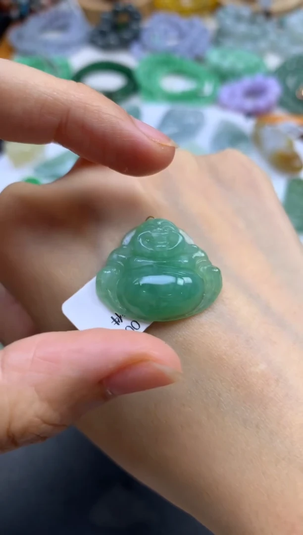 定制翡翠未镶嵌翡翠