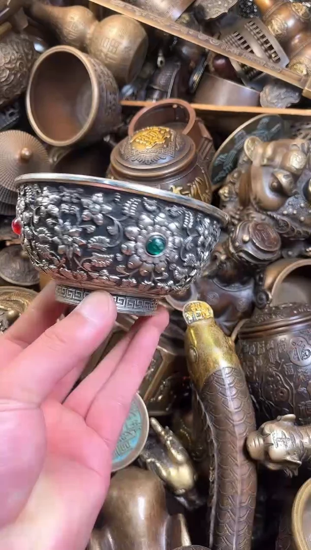 精美铜器点击下单