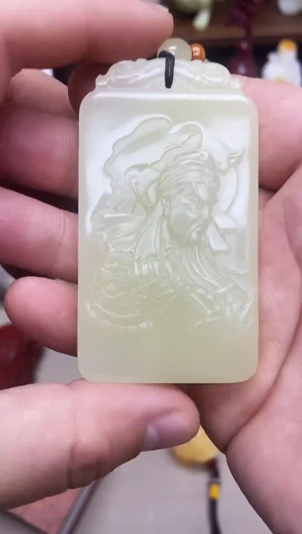 百搭气质关公吊坠