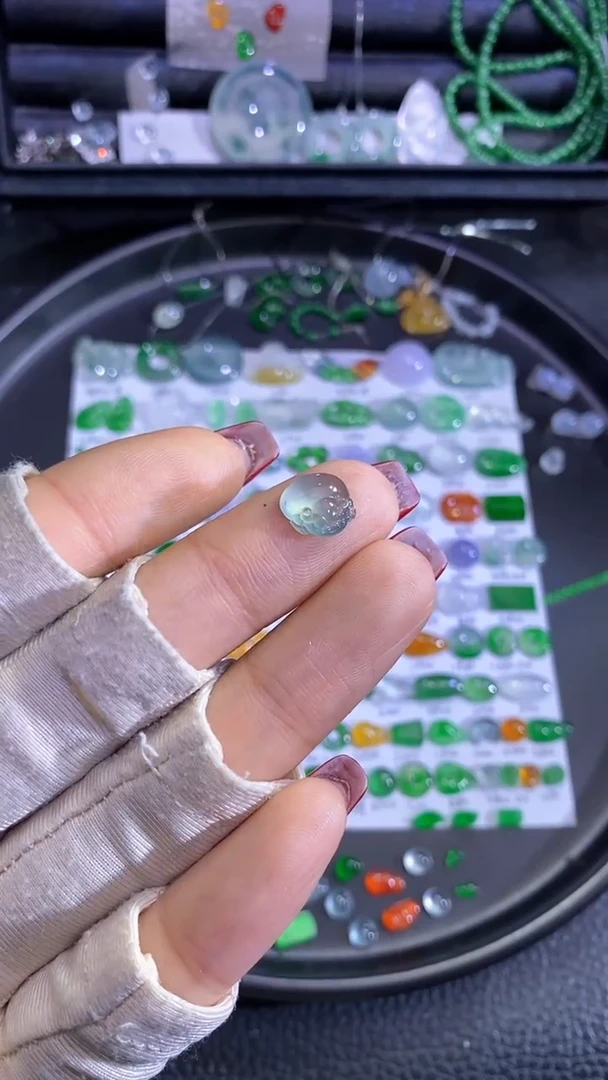 未镶嵌挂件翡翠金蟾