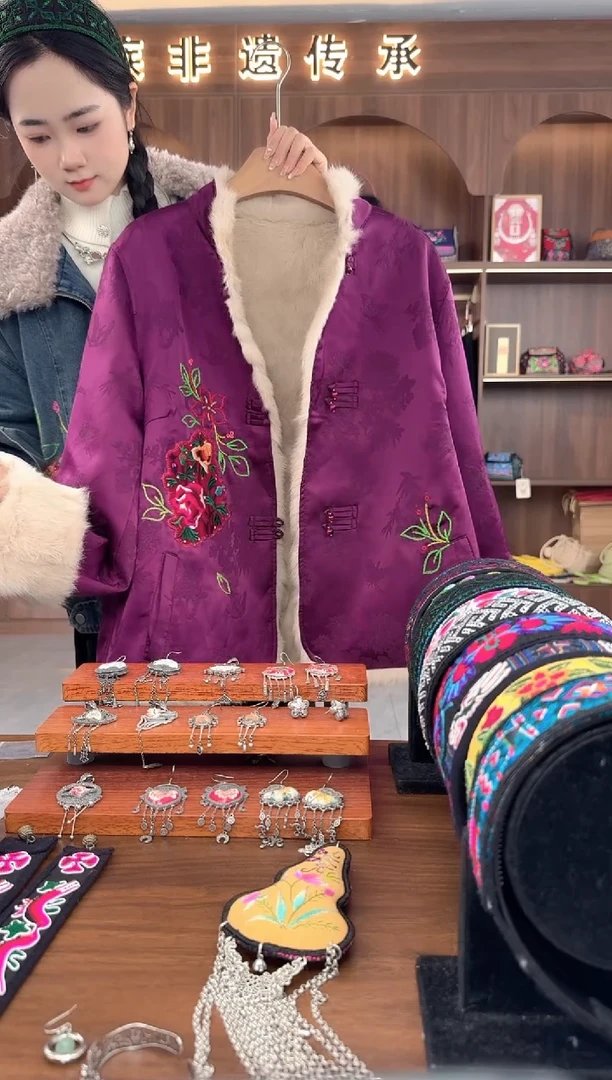 刺绣扶光苗绣传承L65