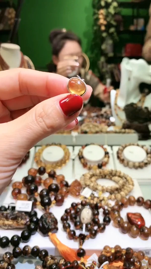 【闪购商品】琥珀裸石未镶嵌抚顺琥珀