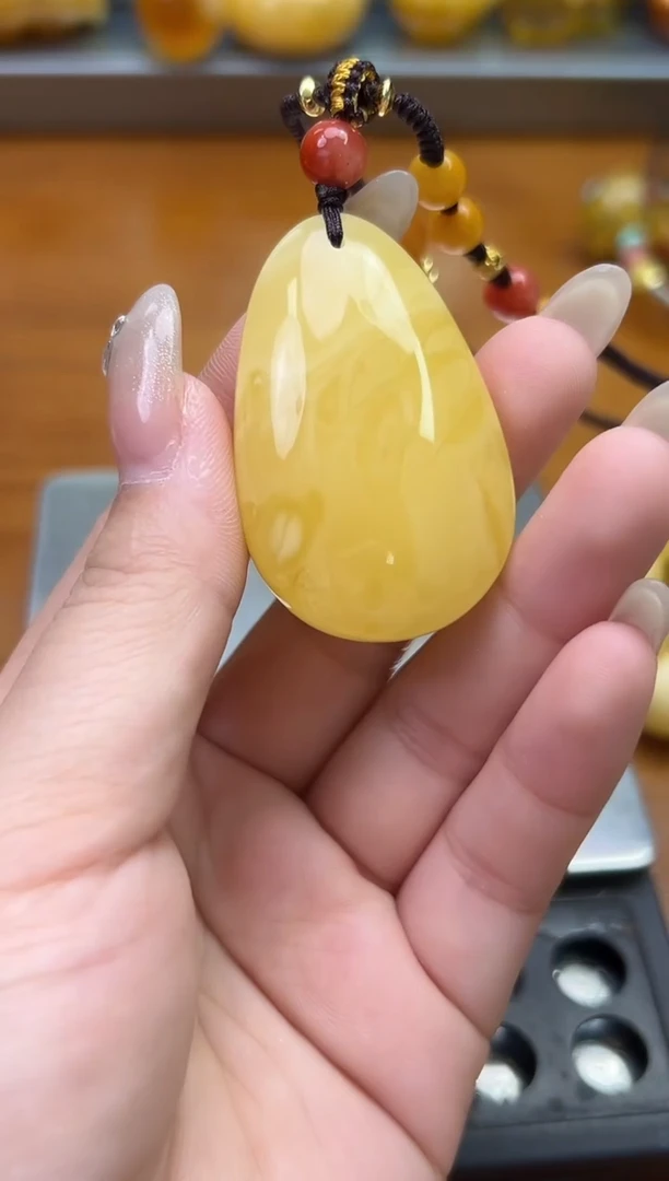 裸石琥珀未镶嵌琥珀蜜蜡吊坠