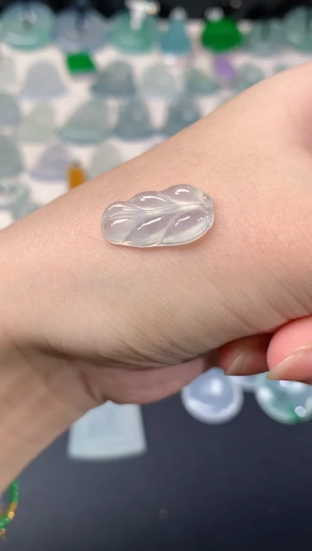 翡翠未镶嵌吊坠(不含链)Z95|299
