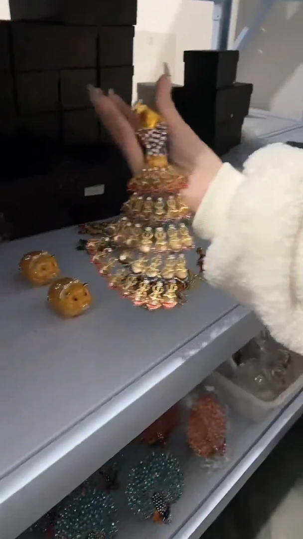 【闪购商品】瓷片豆包儿推荐饰品摆件