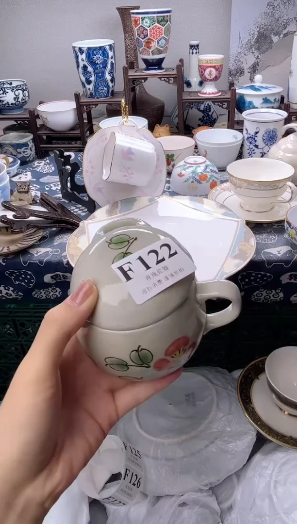 瓷片京****e   F122
