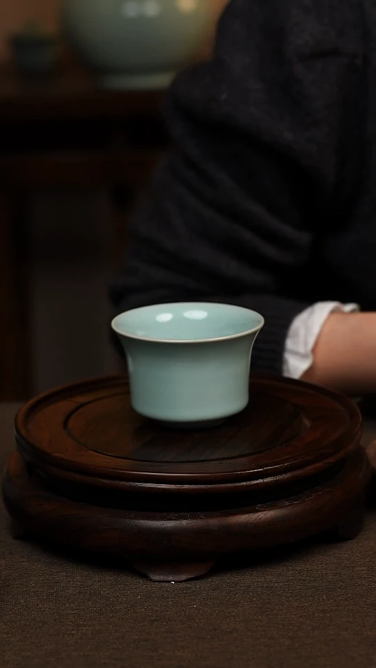 瓷片天青色全手工马蹄杯80ml一级礼盒包装