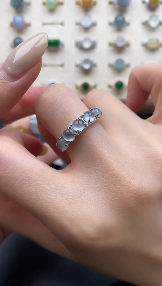 银S925镶嵌戒指翡翠一物一证一礼盒