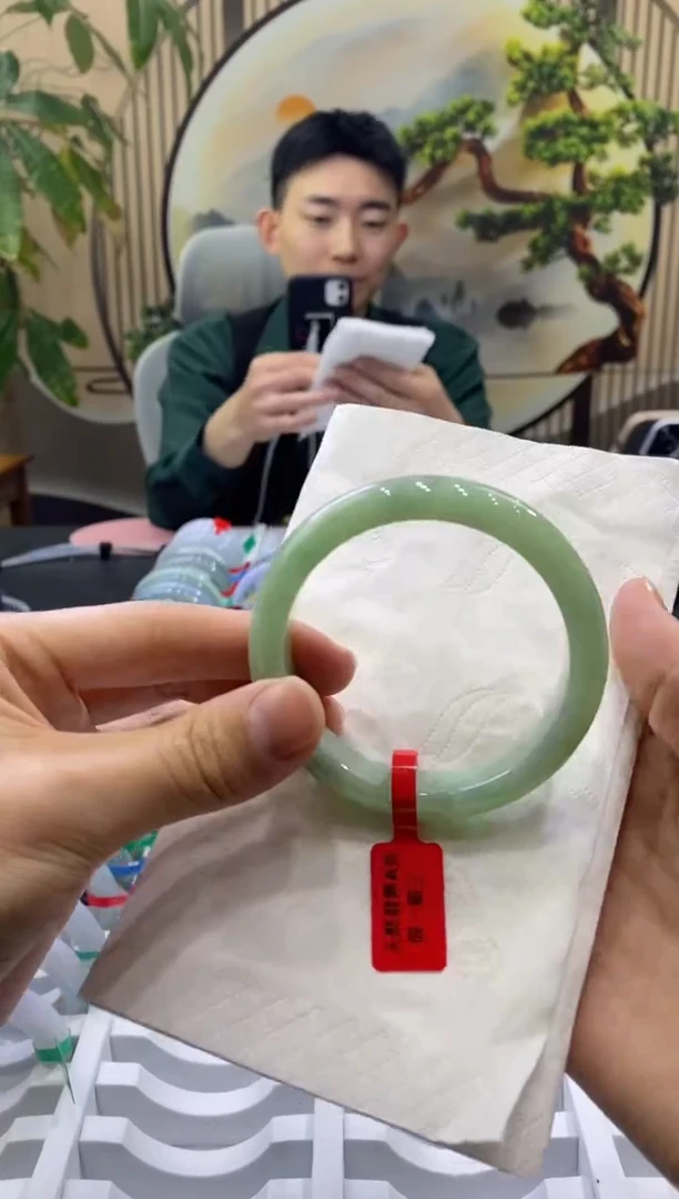 未镶嵌手镯翡翠3488