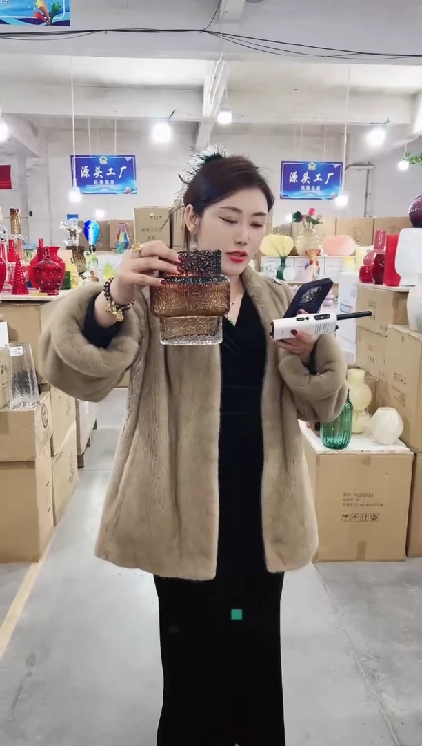 【闪购商品】玻璃私花贸易祁琪-微瑕--DOH8U