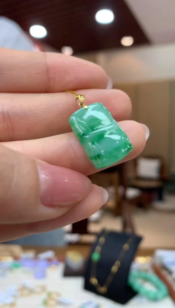 吊坠(不含链)18K金镶嵌翡翠竹节