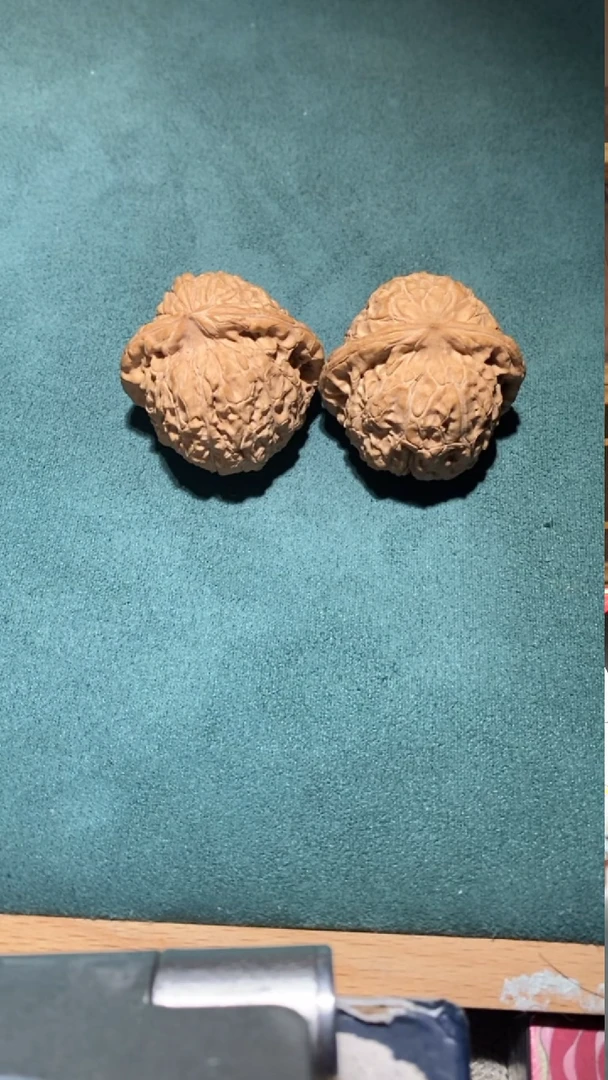 白玉菩提吊坠HLW0607-1